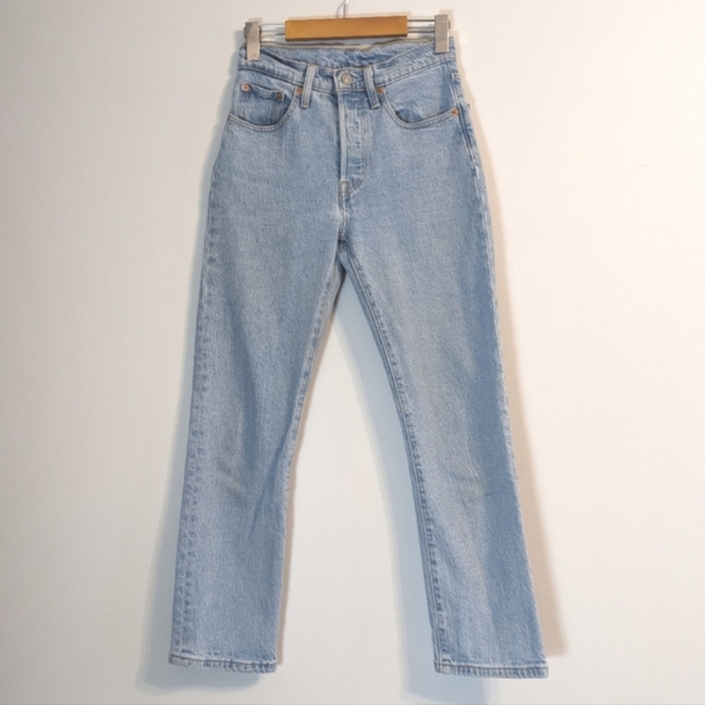 501® LEVI'S® CROP JEANS, Samba Blues, 24x26, EUC
